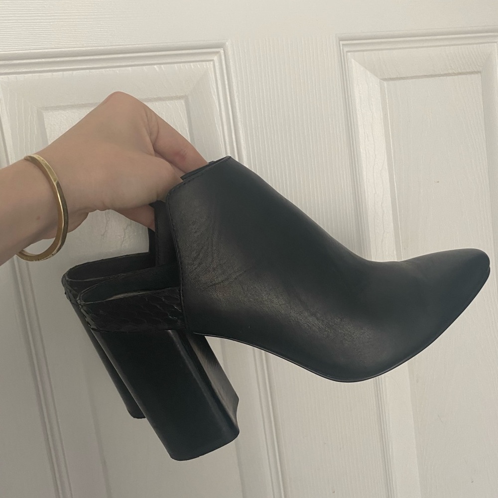 Dolce Vita Renly Bootie Heels 6.5